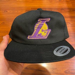 NEW WARREN LOTAS LOS ANGELES LAKERS SKULL SNAPBACK HAT